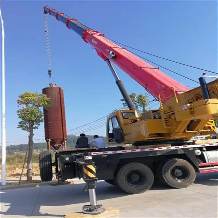 信丰县专业吊车租赁多少钱