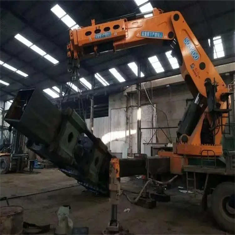 信丰县折臂吊出租怎么收费