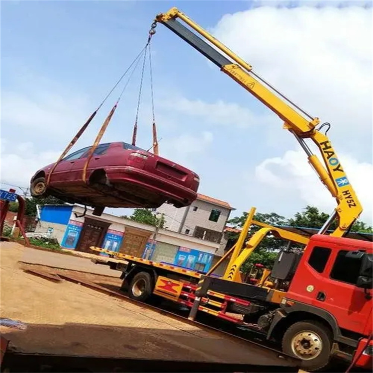 信丰县吊车救援小汽车怎么吊