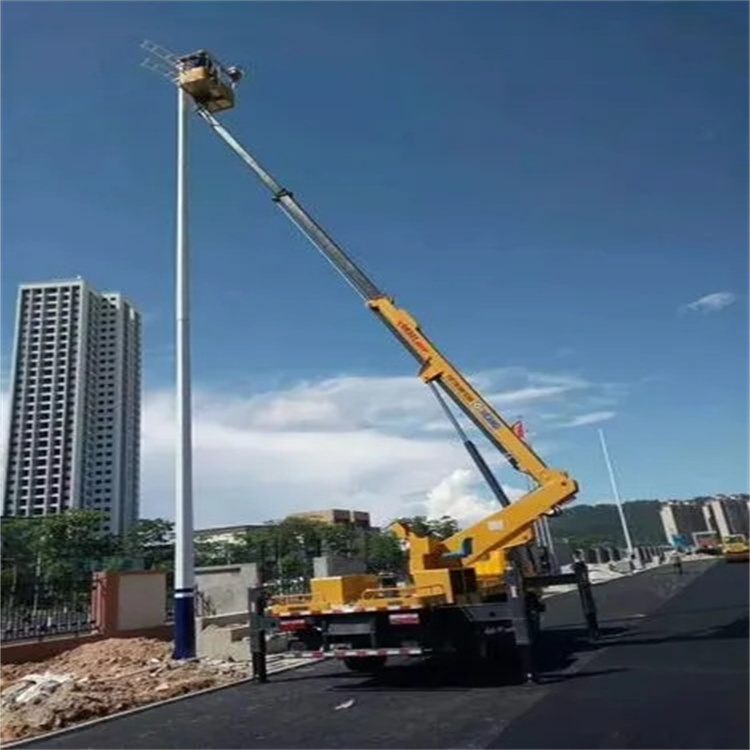 信丰县维修路灯的曲臂升降车出租