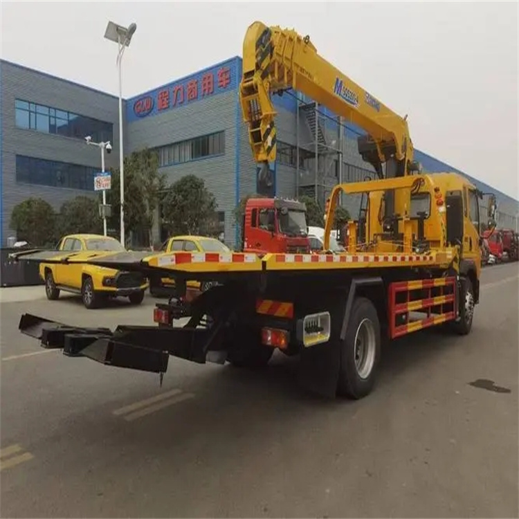 信丰县附近小随车吊出租电话，轻松解决搬运烦恼