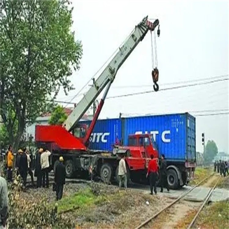 信丰县如何快速找到附近的吊车救援公司