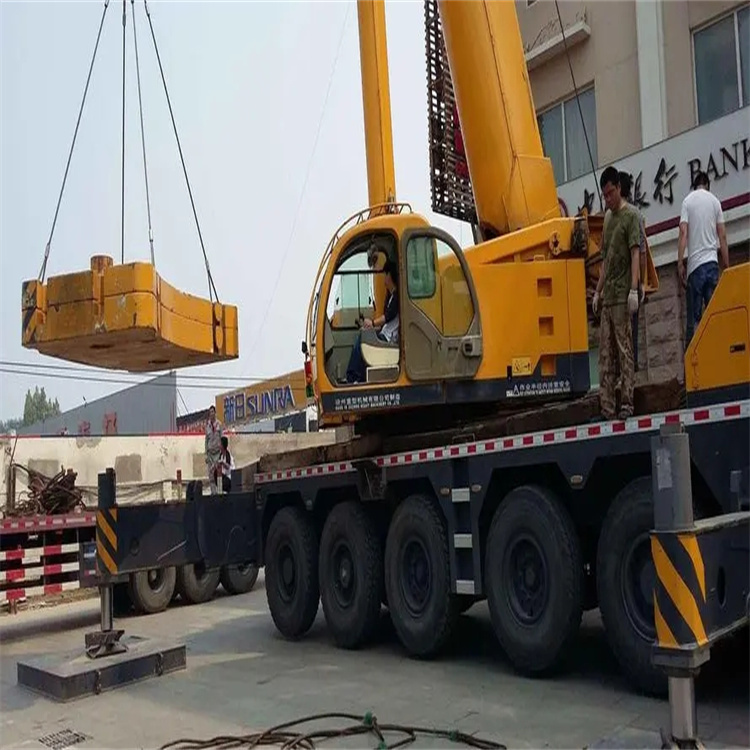 信丰县当地吊车出租|机器吊装|75吨|工厂搬迁服务